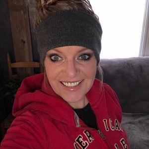 Meet your Posher, Carrie